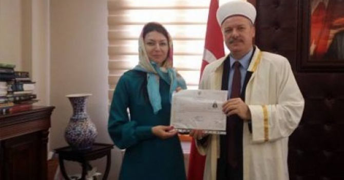 Ukraynalı Natallia, kelime-i şehadet getirerek Müslüman oldu