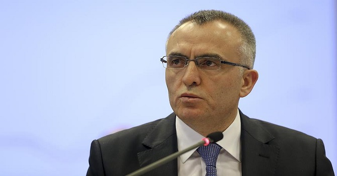 Maliye Bakanı Ağbal'dan 400 bin çiftçiye müjde