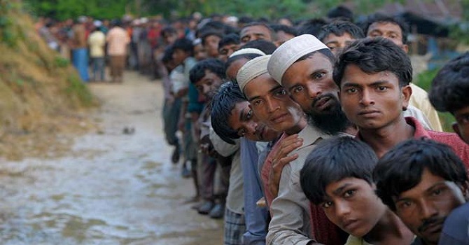 Arakan'lı Müslüman çocuktan Kur'an Ziyafeti (video)