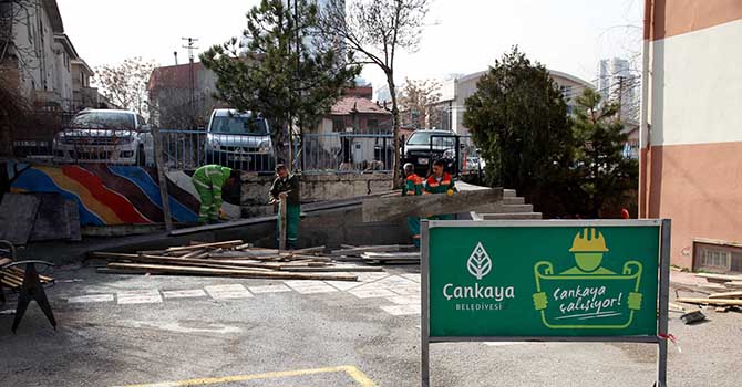 Taşdelen: "Birkaç basamak merdiven eğitime engel olamaz"