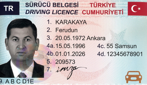 Yeni tip ehliyetler nereden hangi belgelerle kaç liraya alınabilecek?