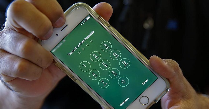 Yeni İphone'a isim verildi