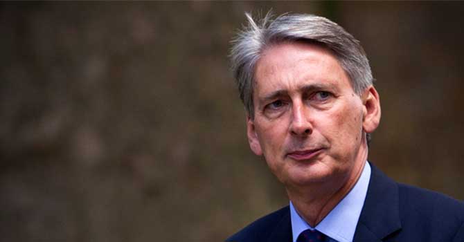 İngiltere'den YPG ve Rusya açıklaması