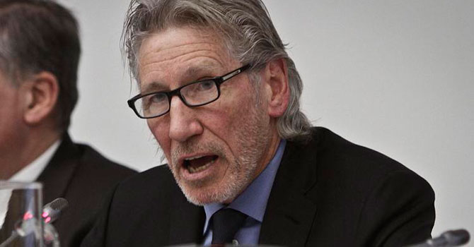 İsrail'i eleştirenlerin kariyerini bitirmek istiyorlar