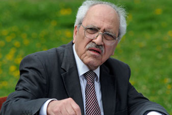 İslâmın Dirilişi kitabı etrafında