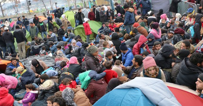 Balkanlara sığınmacı seddi