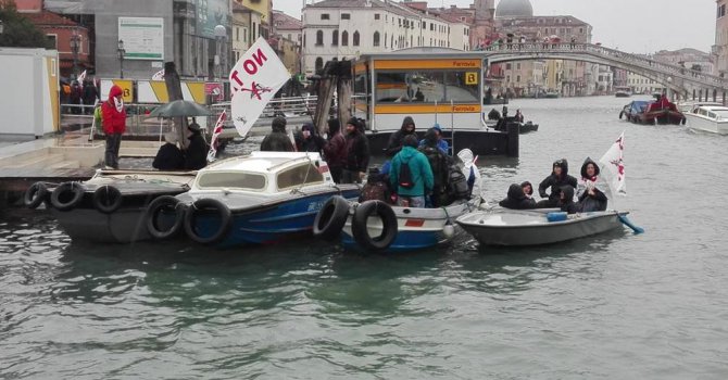 Venedikte ilginç protesto
