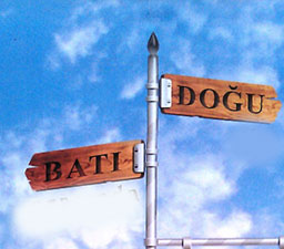 Bediüzzaman: Şark husumeti zâil olmalı, Garp husumeti bâki kalmalı