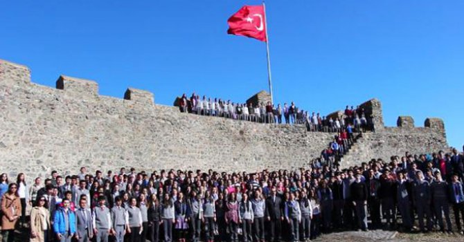 369 öğrenciyle İstiklal Marşı klibi