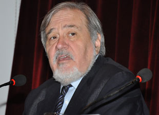 İlber Ortaylı: Osmanlı Roma İmparatorluğu'nun devamıydı