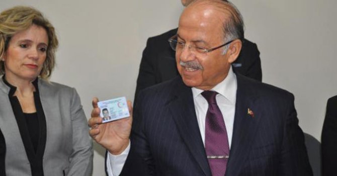 Yeni kimlik kartı başvuruları başladı