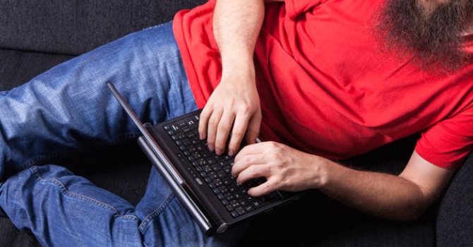 Çocuğunuz İnternette gezerken dikkat edin!