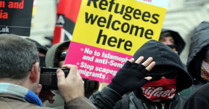 Londra'da on binler İslam'a destek için toplandı