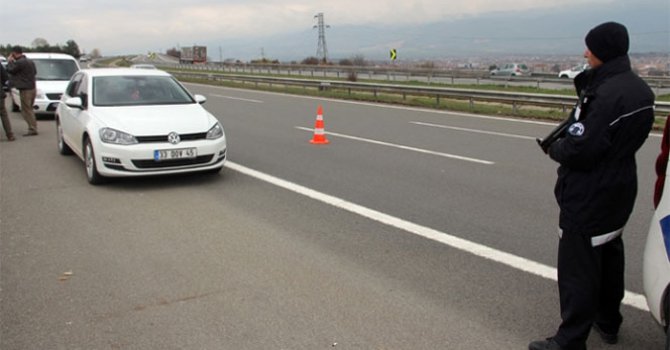 Bolu TEM Otoyolu'nda şüpheli araç alarmı