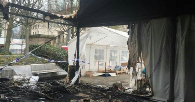 Brüksel'deki PKK çadırı yakıldı