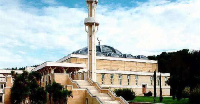 Büyük Roma Camii'sinden kınama