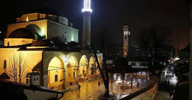 'Dünyada elektriği ilk kullanan cami'
