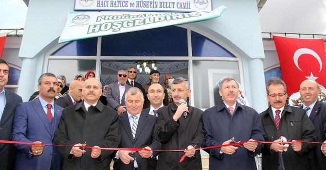 Alevi vatandaşın yaptırdığı caminin açılışı yapıldı