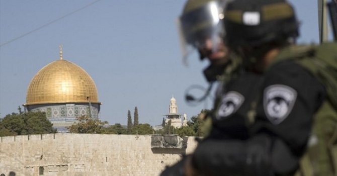 Mescid-i Aksa'ya girişler yasaklandı