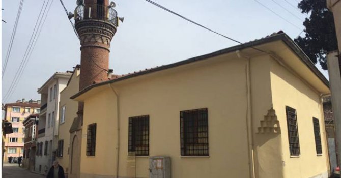 200 yıllık Kur'an camiden çalındı