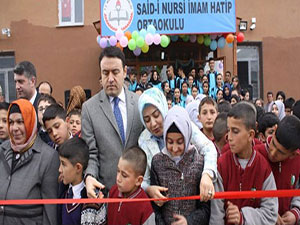 Bir okula daha Said Nursi ismi verildi