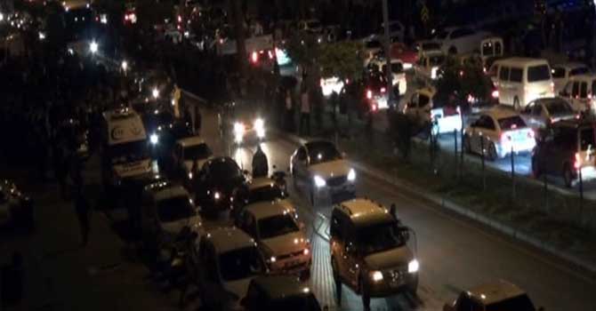 Şehidi konvoyla karşıladılar