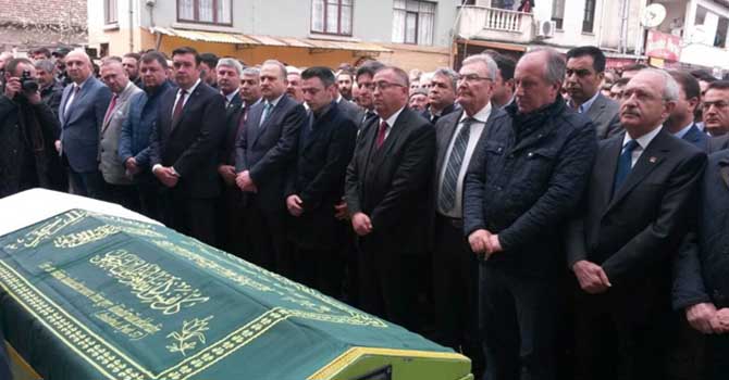 Kılıçdaroğlu ve Baykal cenazede buluştu