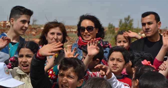 Güney Koreli öğretmen Suriyeli yetimler için 800 kilometre yol kat etti