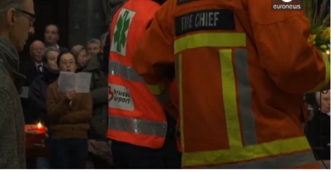 Terör Kurbanları için düzenlenen ayine Müslümanlardan destek