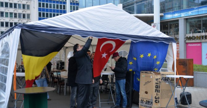 Brüksel’de Türk çadırı kuruldu