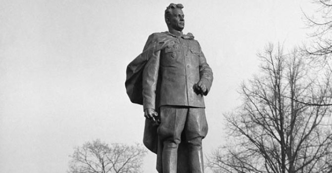 Komünizmin sembolleri kaybolmalı