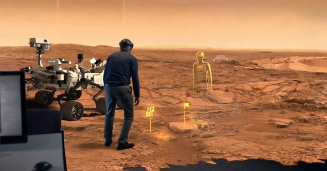 Microsoft’tan uzay hologramı