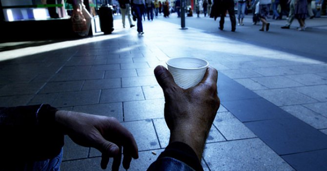 Allah insanları niye muhtaç olarak yarattı?