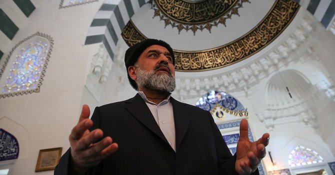 İslam medeniyetinin merkezi camilerdir