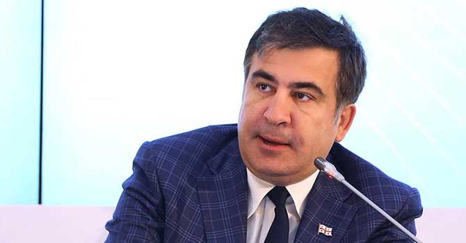 Saakaşvili: Cephe hattındaki çatışmalardan Putin sorumlu
