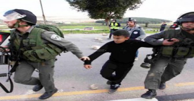 İsrail 2001'den Bu Yana 8500 Filistinli Çocuğu Tutukladı