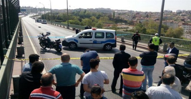 Haliç'te bomba paniği yaşanıyor! Köprü trafiğe kapatıldı