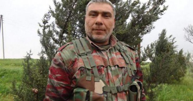 Direnişçiler YPG komutanını öldürdü