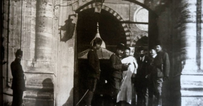 Sultan Abdülhamid'in fotoğraf koleksiyonu albüm oldu