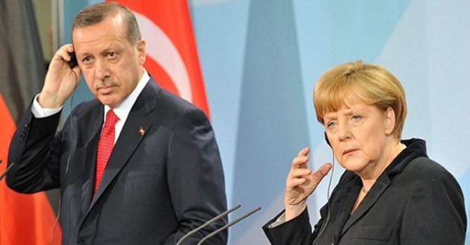 Erdoğan Merkel’i daha da köşeye sıkıştırdı