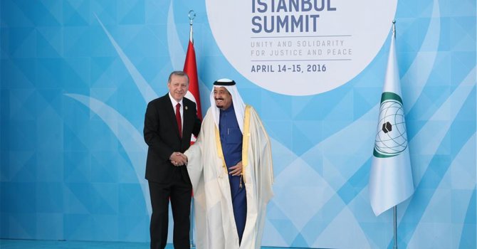 13. İslam Zirvesi başladı