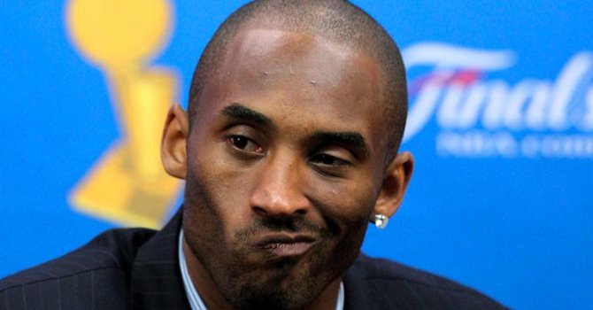 Kobe Bryant basketbola veda etti