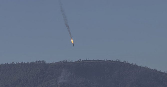 Suriye'de Rus uçağı düşürüldü