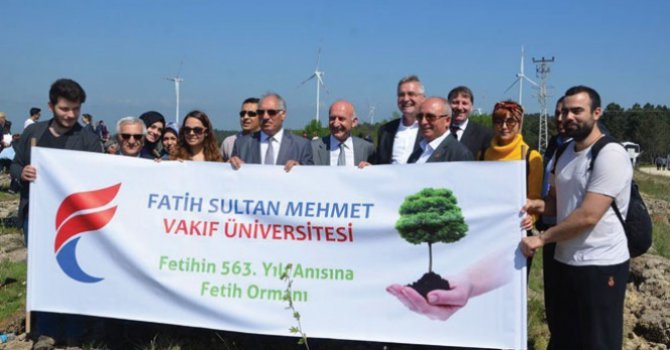 Fatih Sultan Mehmet Han Vakfı'nın kuruluş yılını temsilen 1471 çınar fidanı dikildi