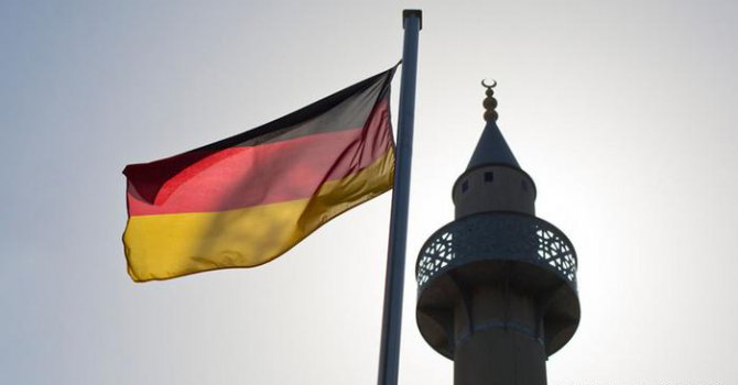 Almanya'da İslam yasası tartışması