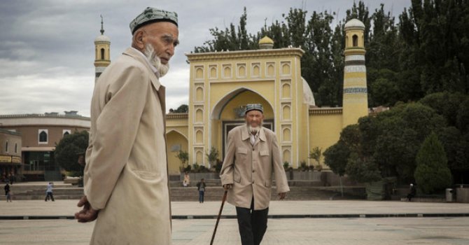 İçki içmeyi reddettiği için hapis cezası aldı!