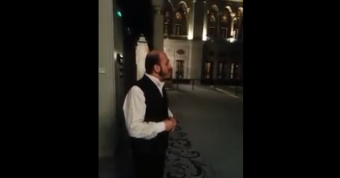 Kurra Hafız'dan yüz binlerin dinlediği Kur'an tilaveti (video)