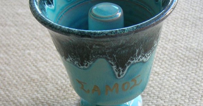 Pisagor'un Açgözlüler İçin Tasarladığı İlginç Bardak