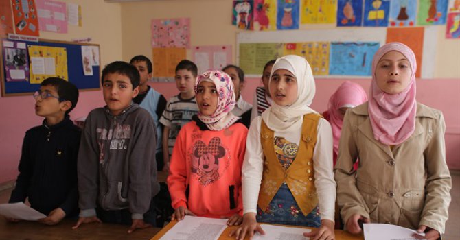 Suriyeli öğrencilere 20 bin tablet