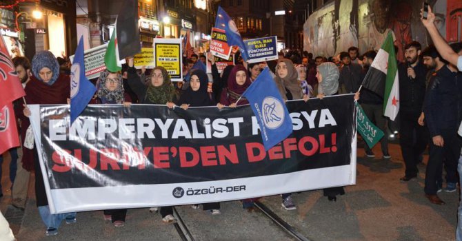 Taksim'de 'Halep' protestosu
